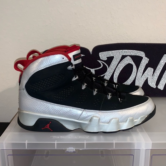 Jordan 9 Retro “Johnny Kilroy” - Picture 6 of 10